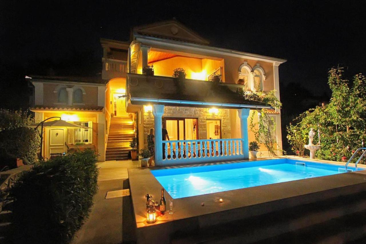 Family Friendly Apartments With A Swimming Pool Lovran, Opatija - 14178 Екстериор снимка