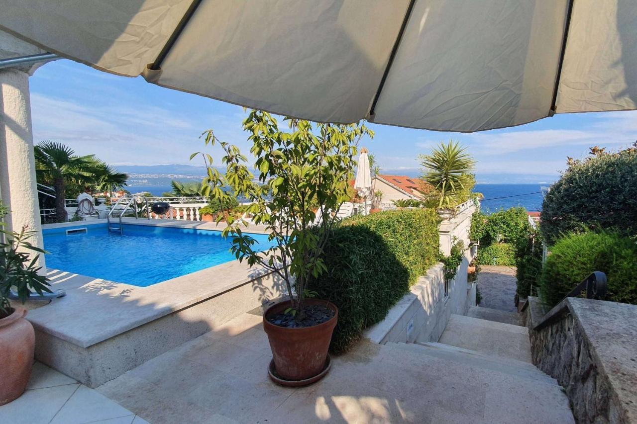 Family Friendly Apartments With A Swimming Pool Lovran, Opatija - 14178 Екстериор снимка