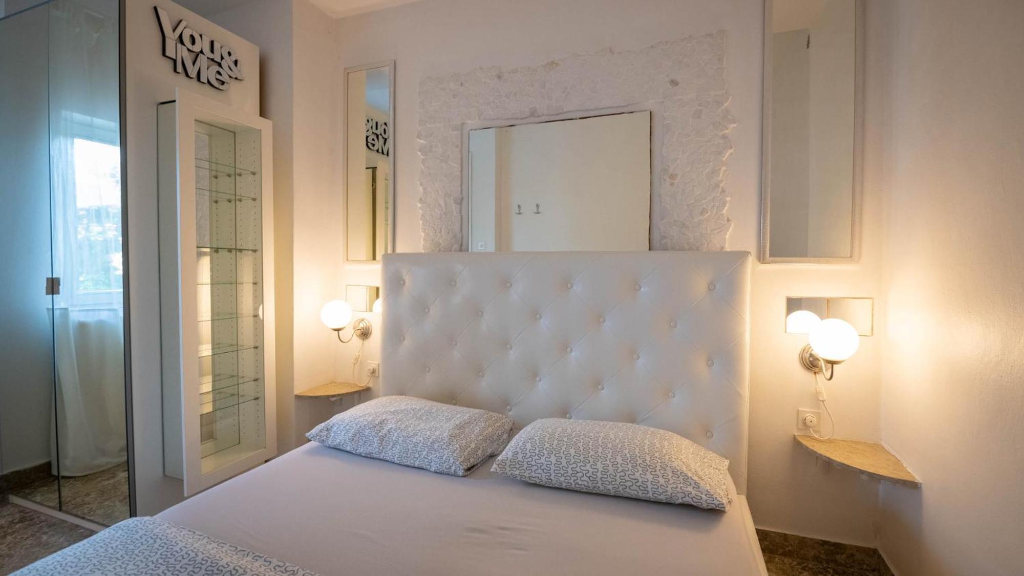 Family Friendly Apartments With A Swimming Pool Lovran, Opatija - 14178 Стая снимка